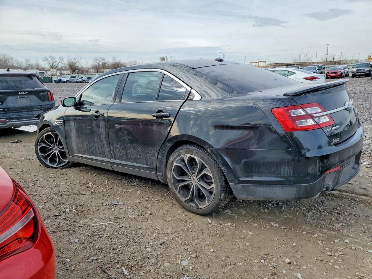 2015 FORD TAURUS SHO photo 3