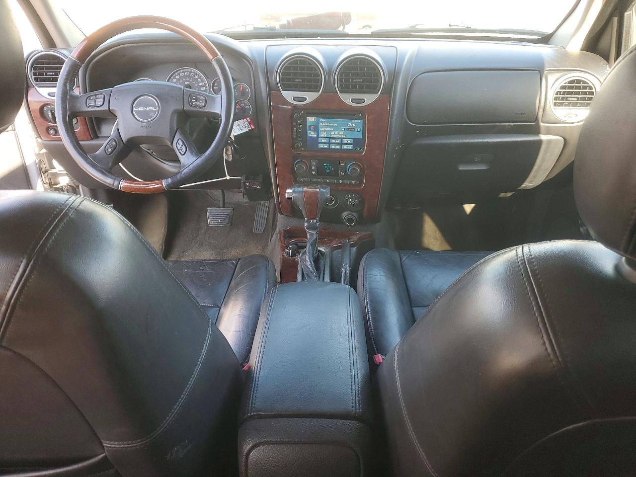 2006 GMC ENVOY DENALI XL photo 22