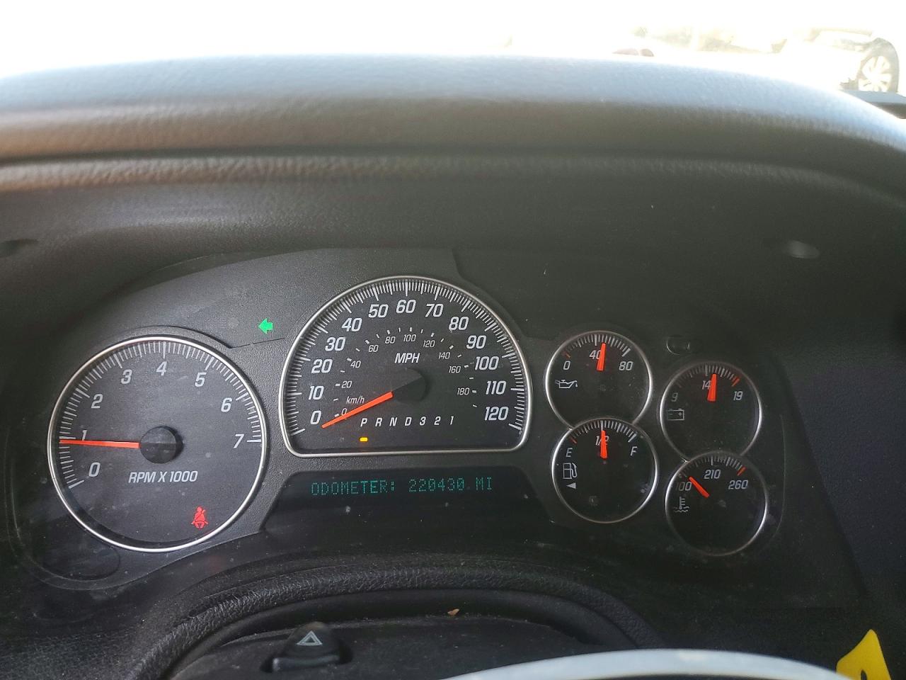 2006 GMC ENVOY DENALI XL photo 25