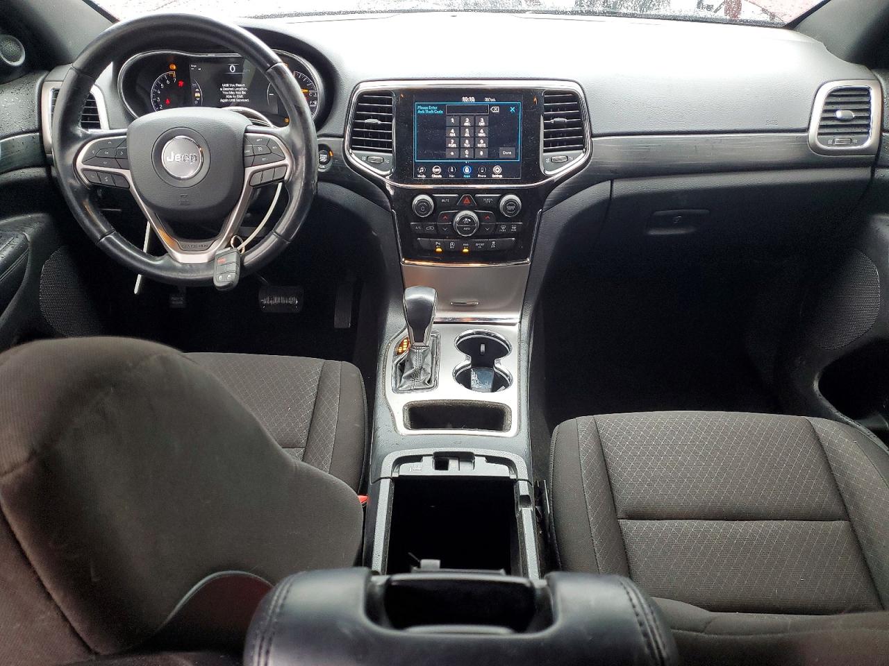 2020 JEEP GRAND CHEROKEE LAREDO photo 8