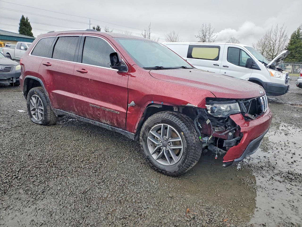 2020 JEEP GRAND CHEROKEE LAREDO photo 4