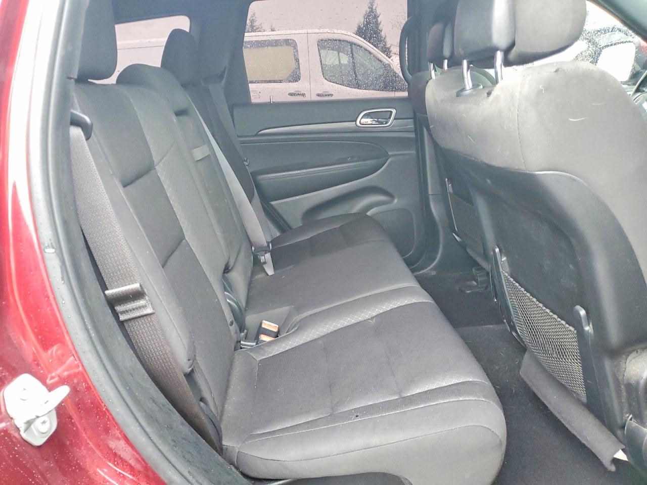 2020 JEEP GRAND CHEROKEE LAREDO photo 11