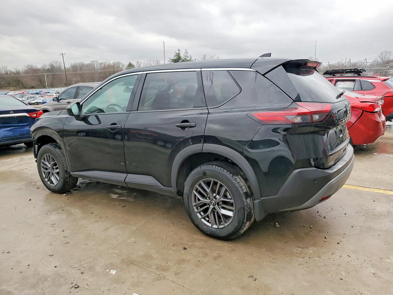 2023 NISSAN ROGUE S photo 4