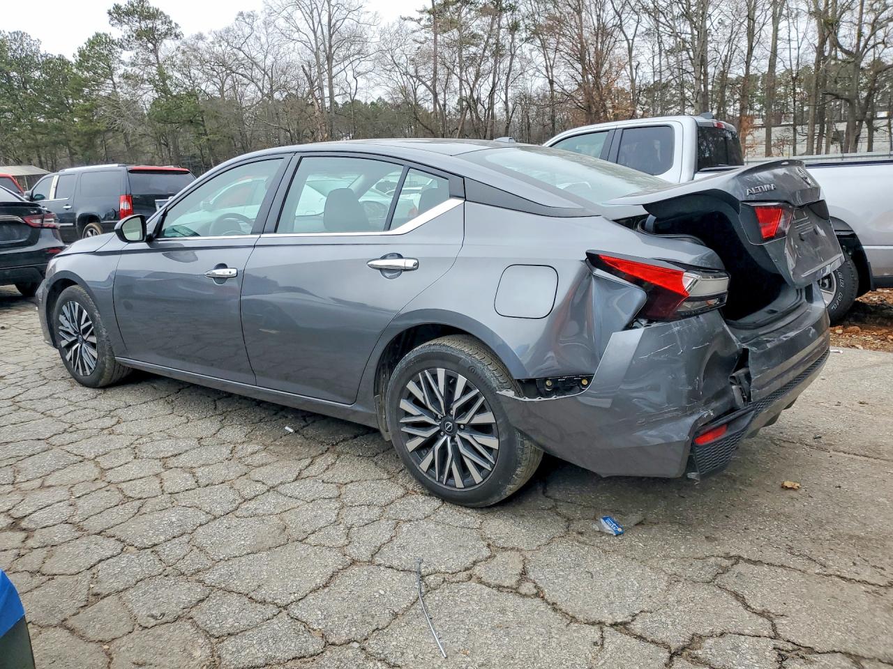 2024 NISSAN ALTIMA SV photo 4