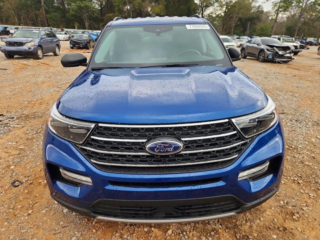 2023 FORD EXPLORER XLT photo 9