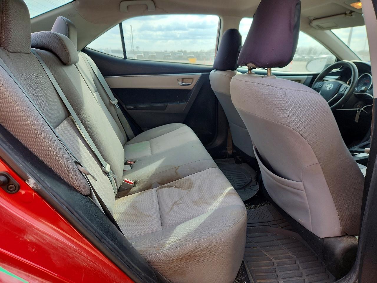 2014 TOYOTA COROLLA L photo 28