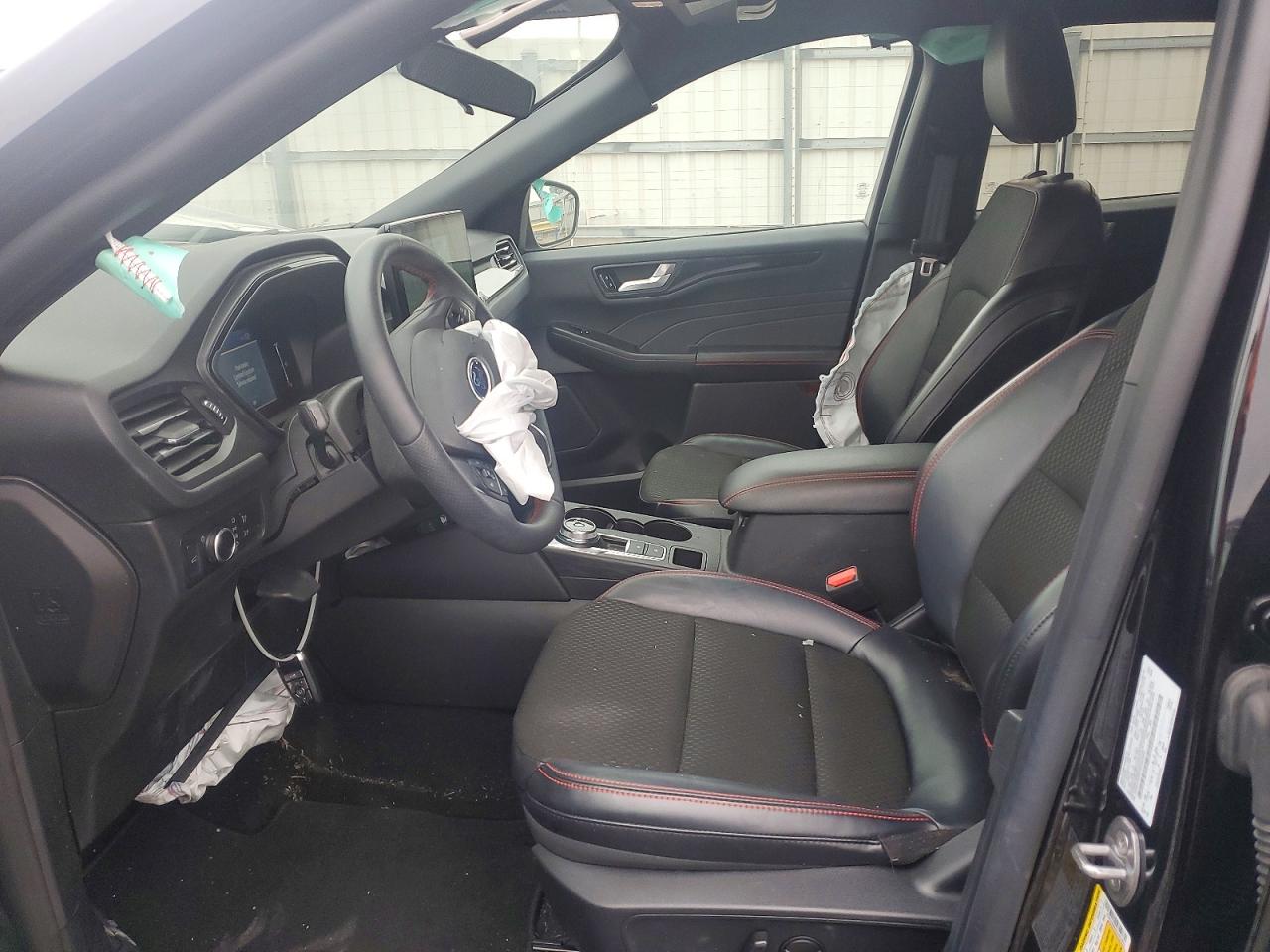 2025 FORD ESCAPE ST LINE photo 19
