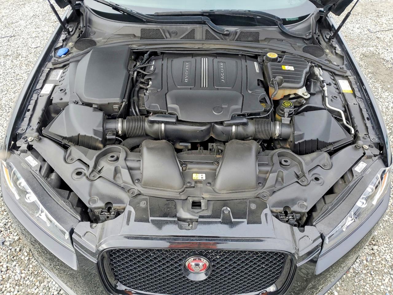 2015 JAGUAR XF 3.0 SPORT photo 11