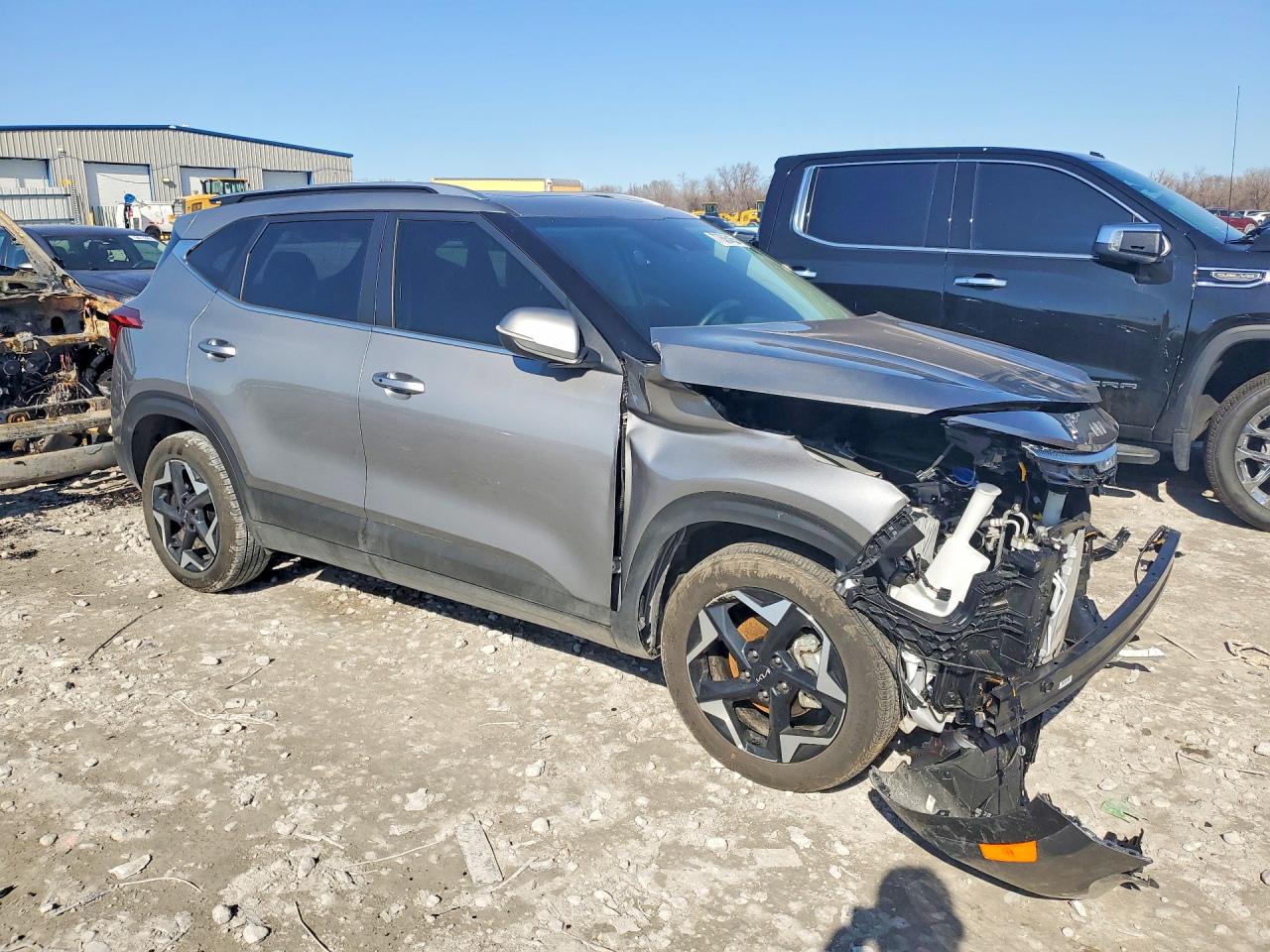 2025 KIA SELTOS EX photo 7
