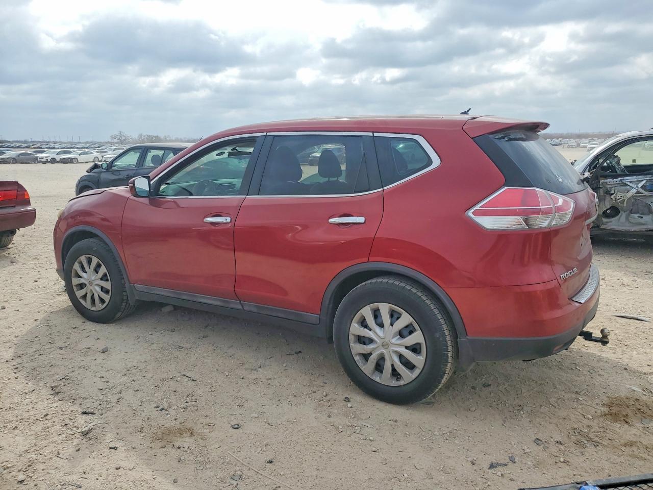 2014 NISSAN ROGUE S photo 3