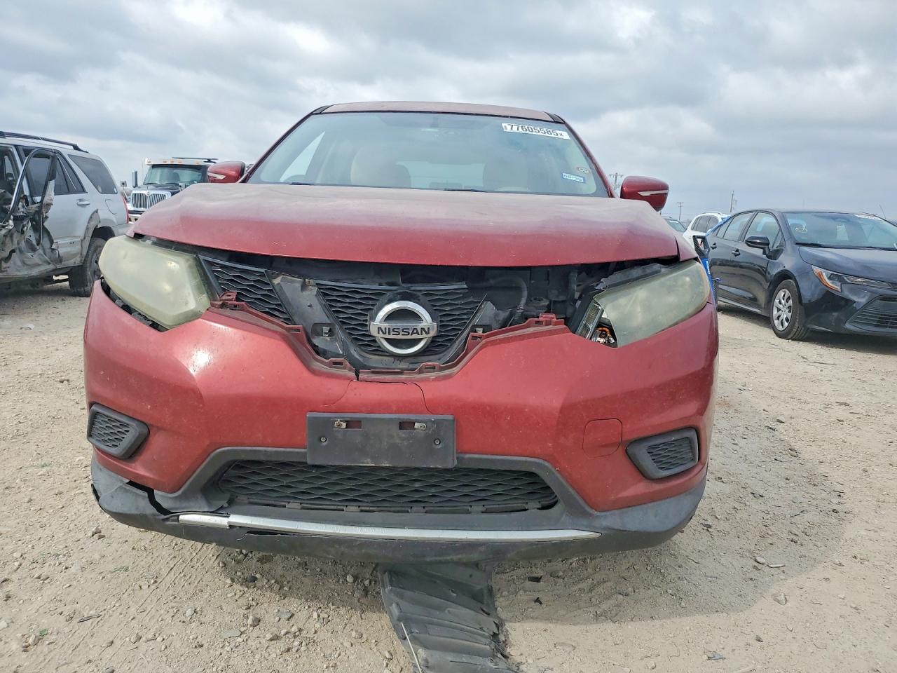 2014 NISSAN ROGUE S photo 9