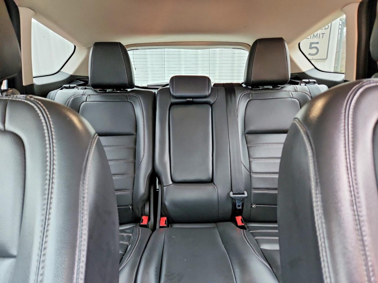 2019 FORD ESCAPE SEL photo 28