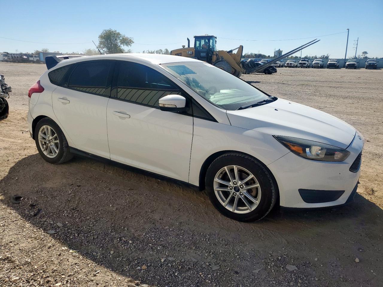2015 FORD FOCUS SE photo 7