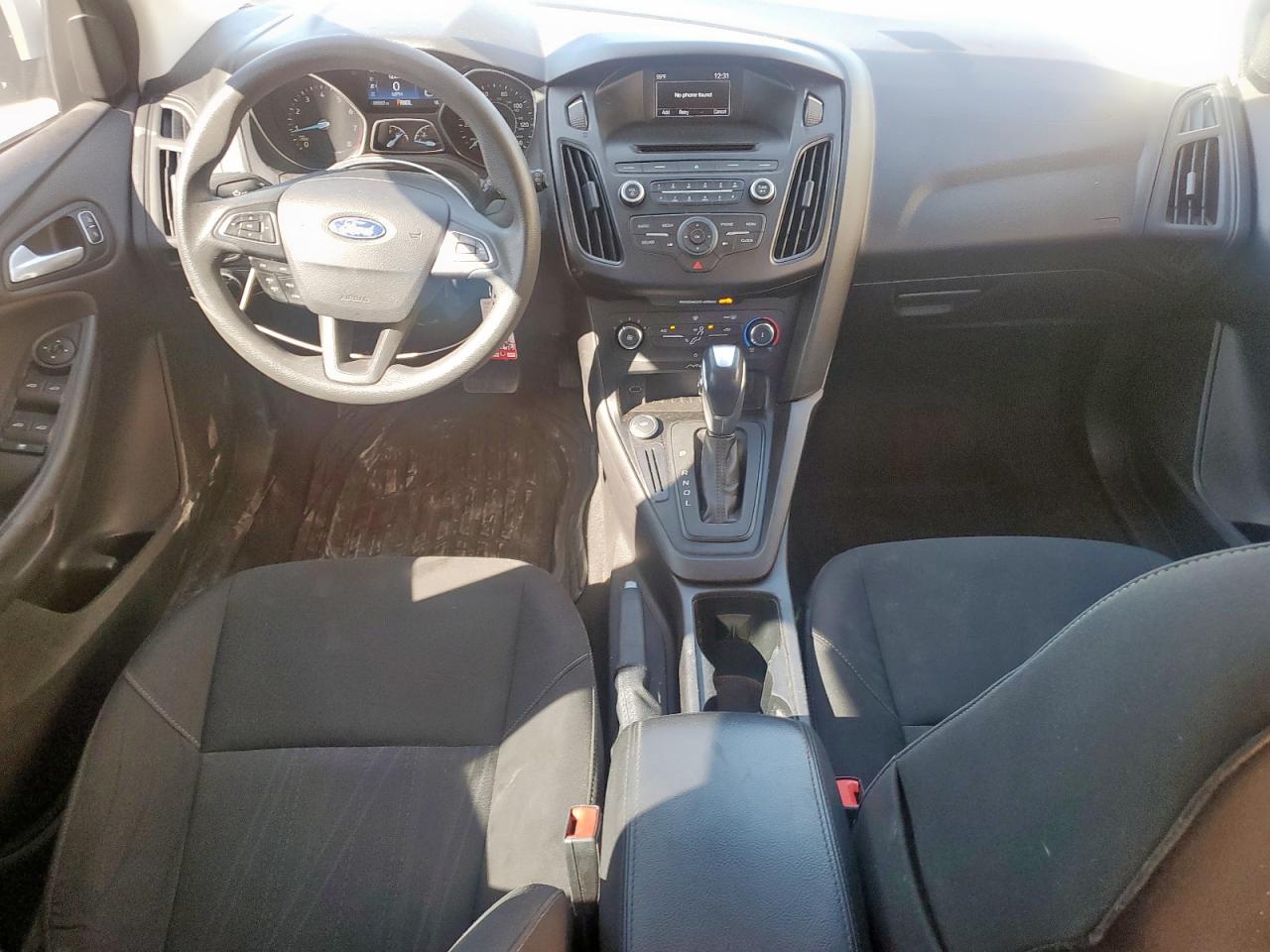 2015 FORD FOCUS SE photo 15