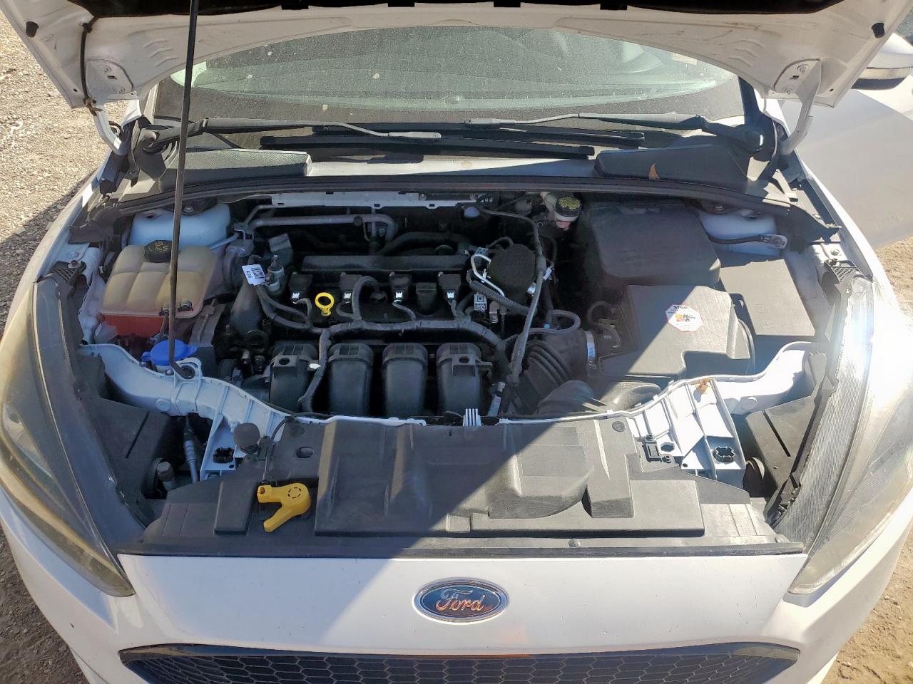 2015 FORD FOCUS SE photo 21