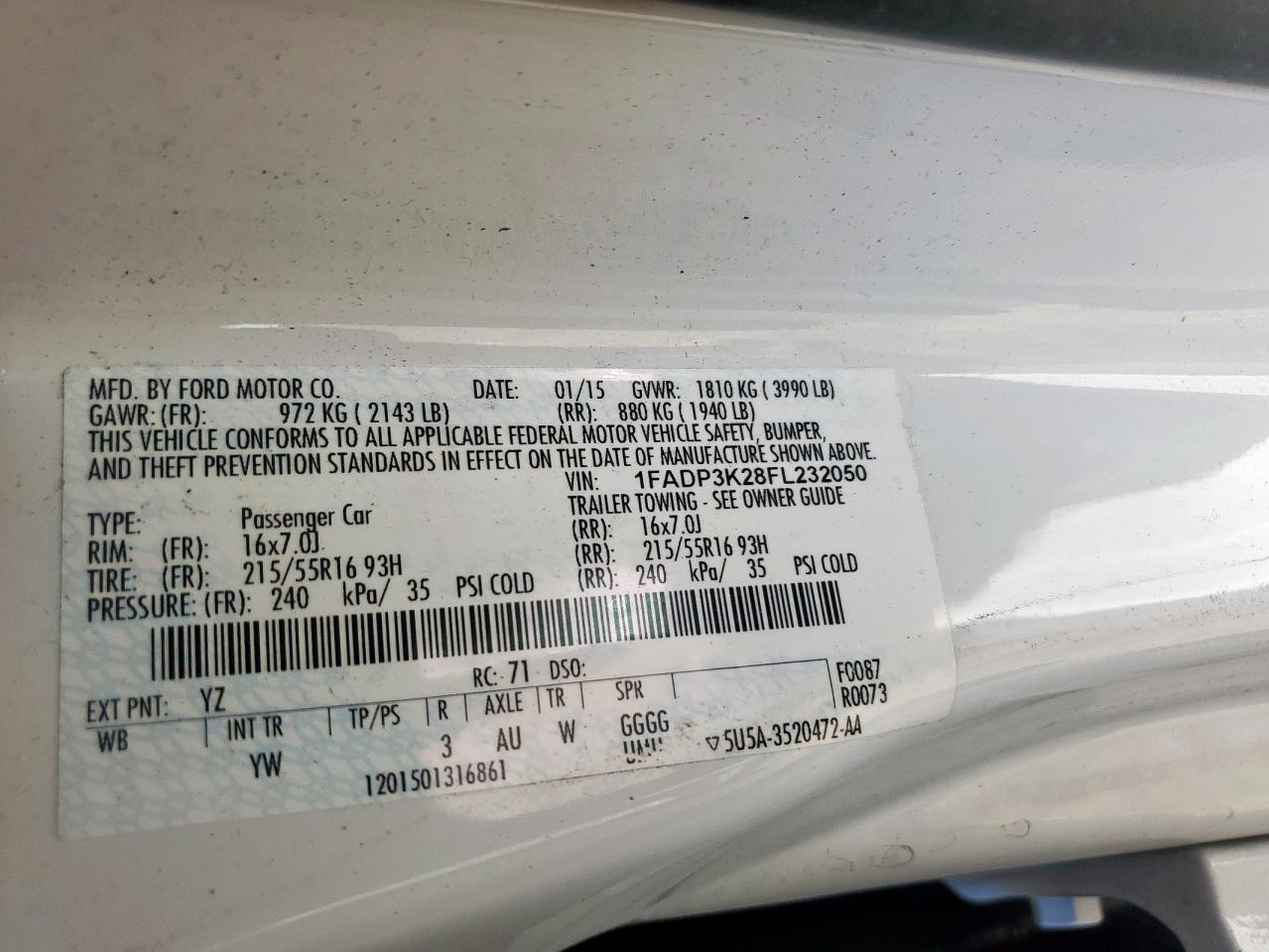 2015 FORD FOCUS SE photo 23