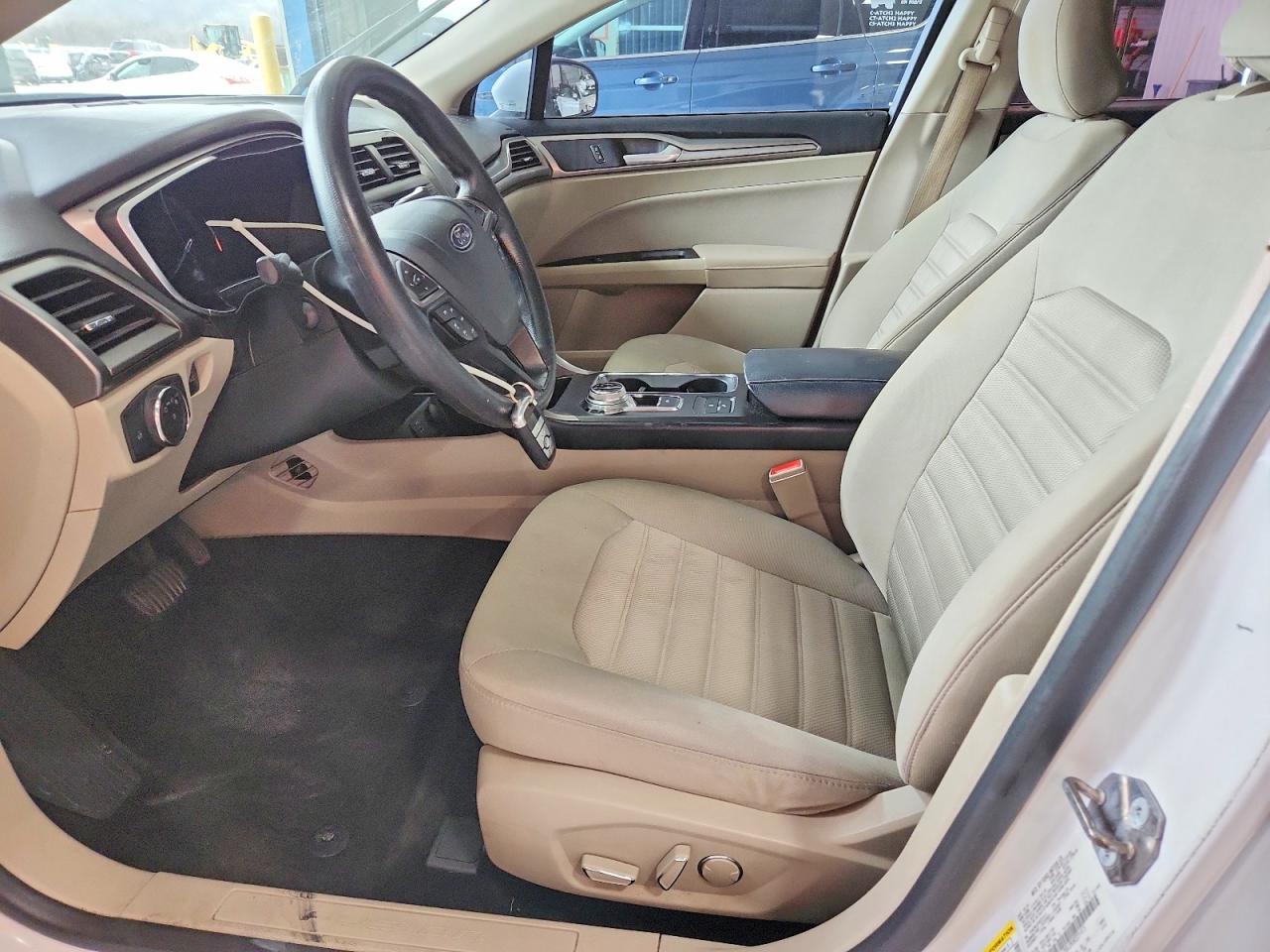 2018 FORD FUSION SE HYBRID photo 13