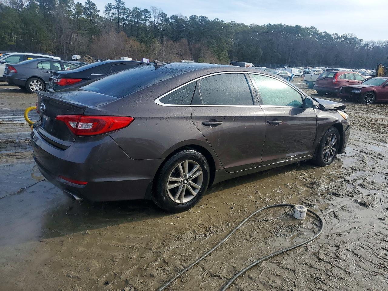 2017 HYUNDAI SONATA SE photo 5