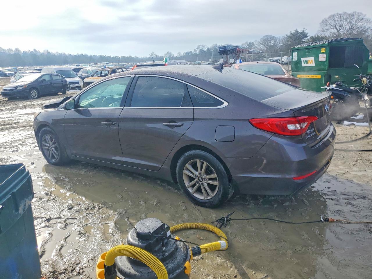2017 HYUNDAI SONATA SE photo 3