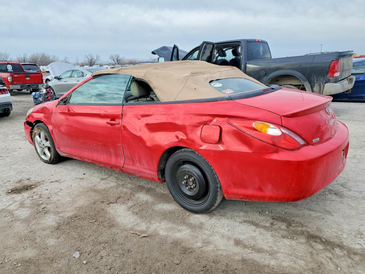 2004 TOYOTA CAMRY SOLARA SE photo 2