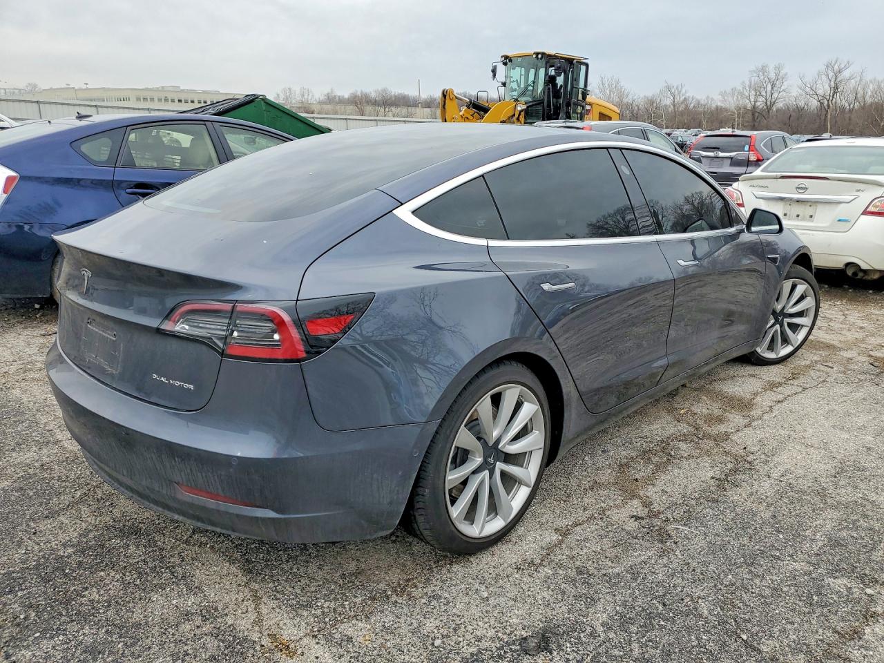 2019 TESLA MODEL 3 photo 3