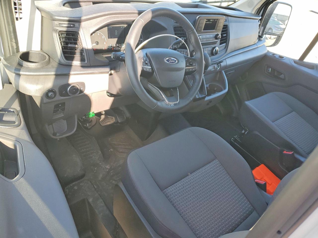 2025 FORD TRANSIT T-250 photo 22