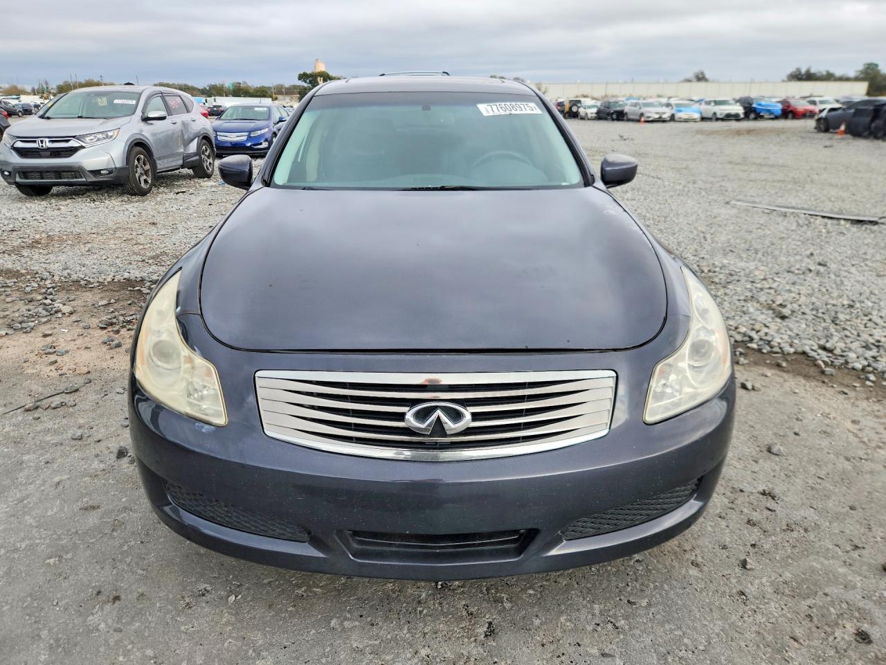 2009 INFINITI G37 photo 5
