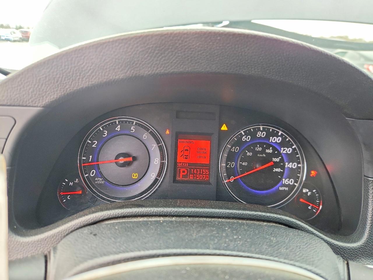 2009 INFINITI G37 photo 9