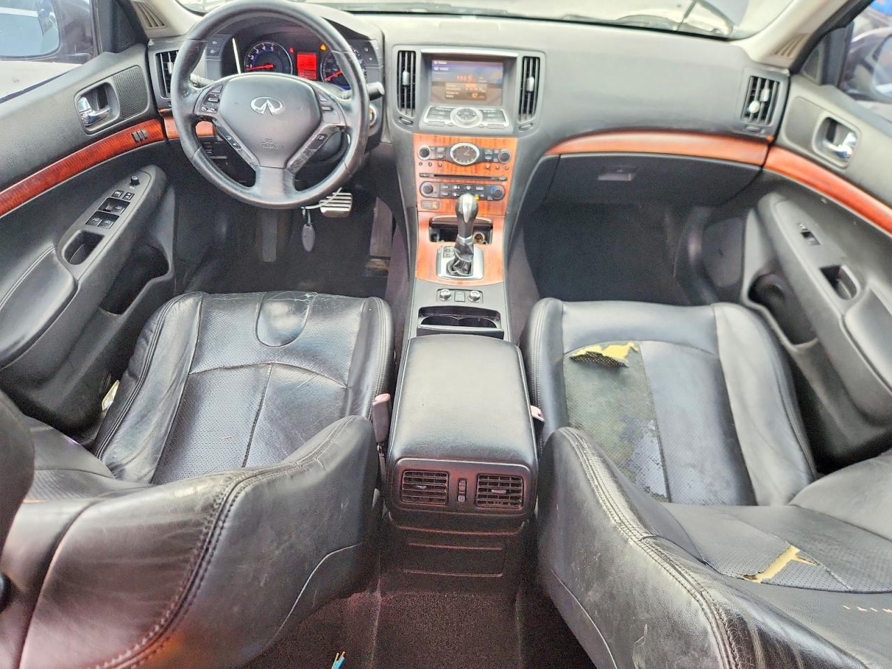 2009 INFINITI G37 photo 8