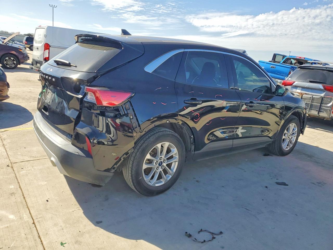 2022 FORD ESCAPE SE photo 5