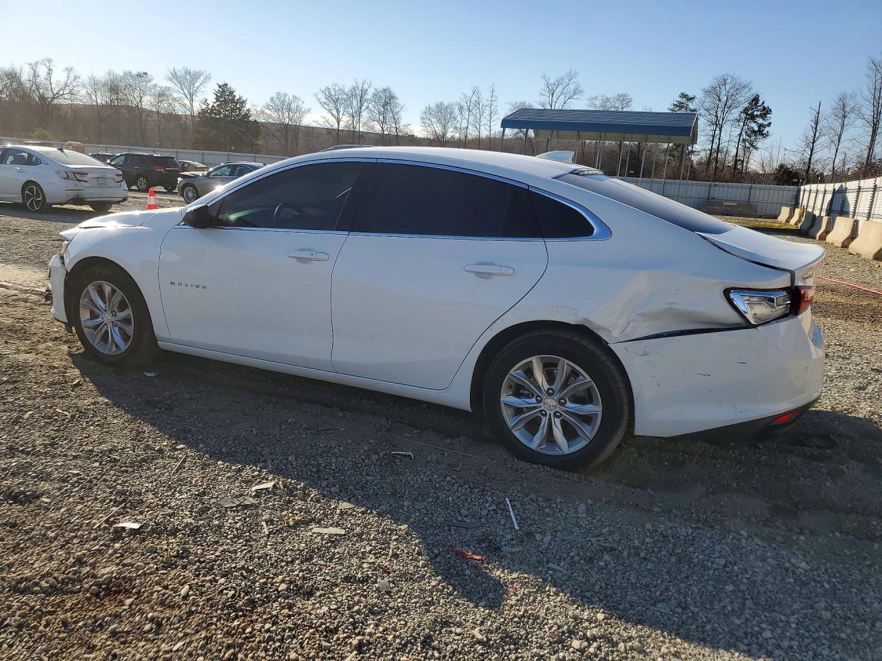 2024 CHEVROLET MALIBU LT photo 3