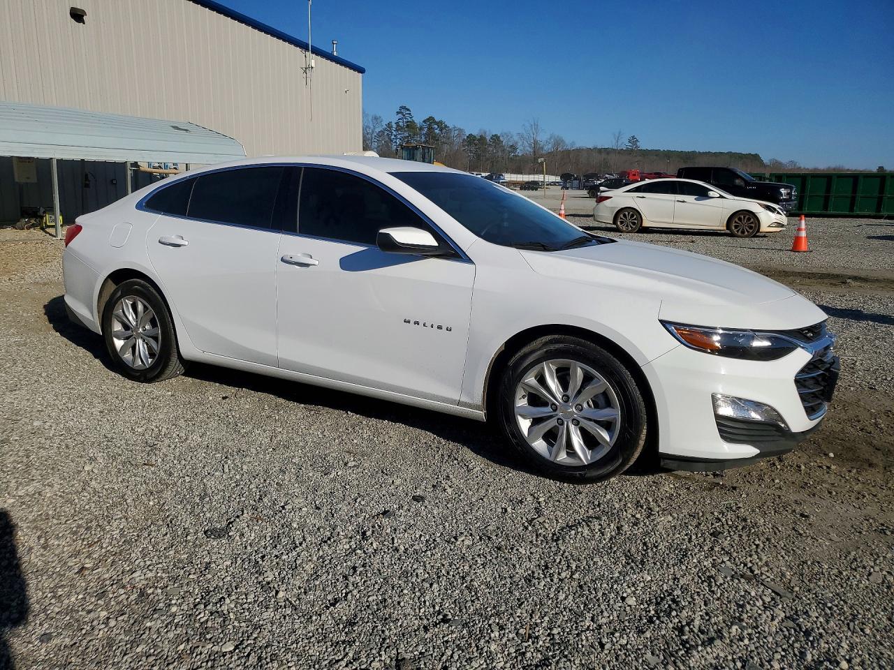2024 CHEVROLET MALIBU LT photo 7