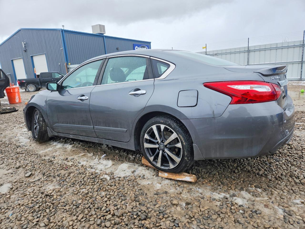 2016 NISSAN ALTIMA 2.5 SR photo 3