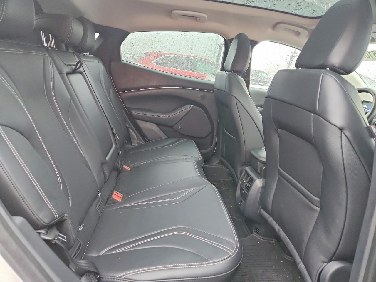 2021 FORD MUSTANG MACH-E PREMIUM photo 21
