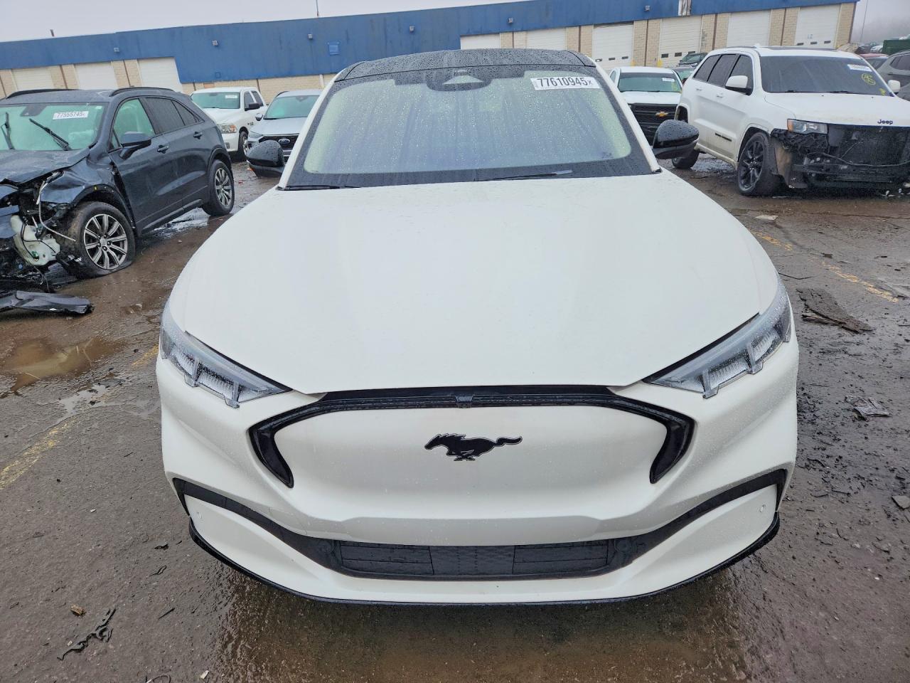 2021 FORD MUSTANG MACH-E PREMIUM photo 9