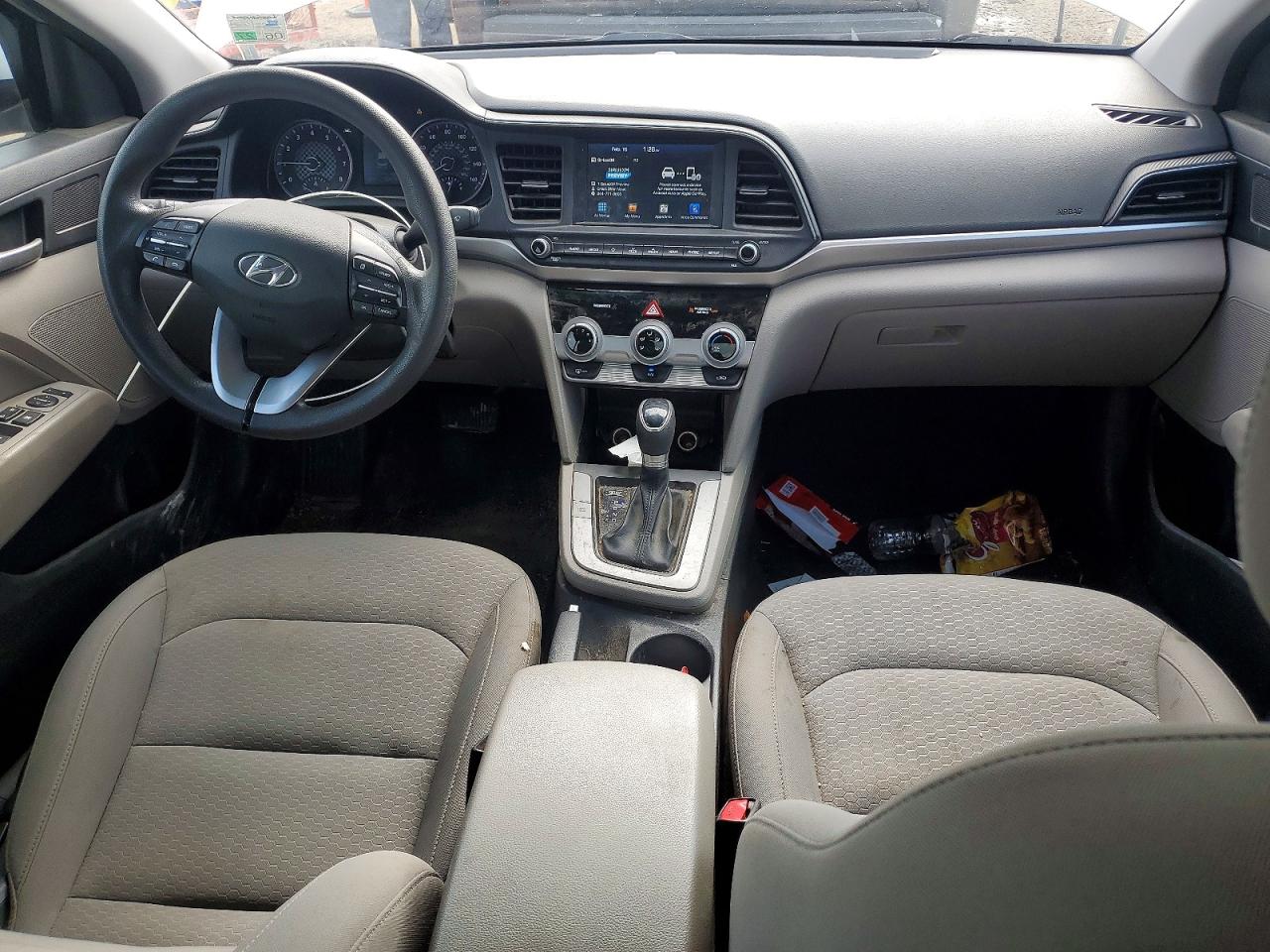 2019 HYUNDAI ELANTRA SEL photo 8