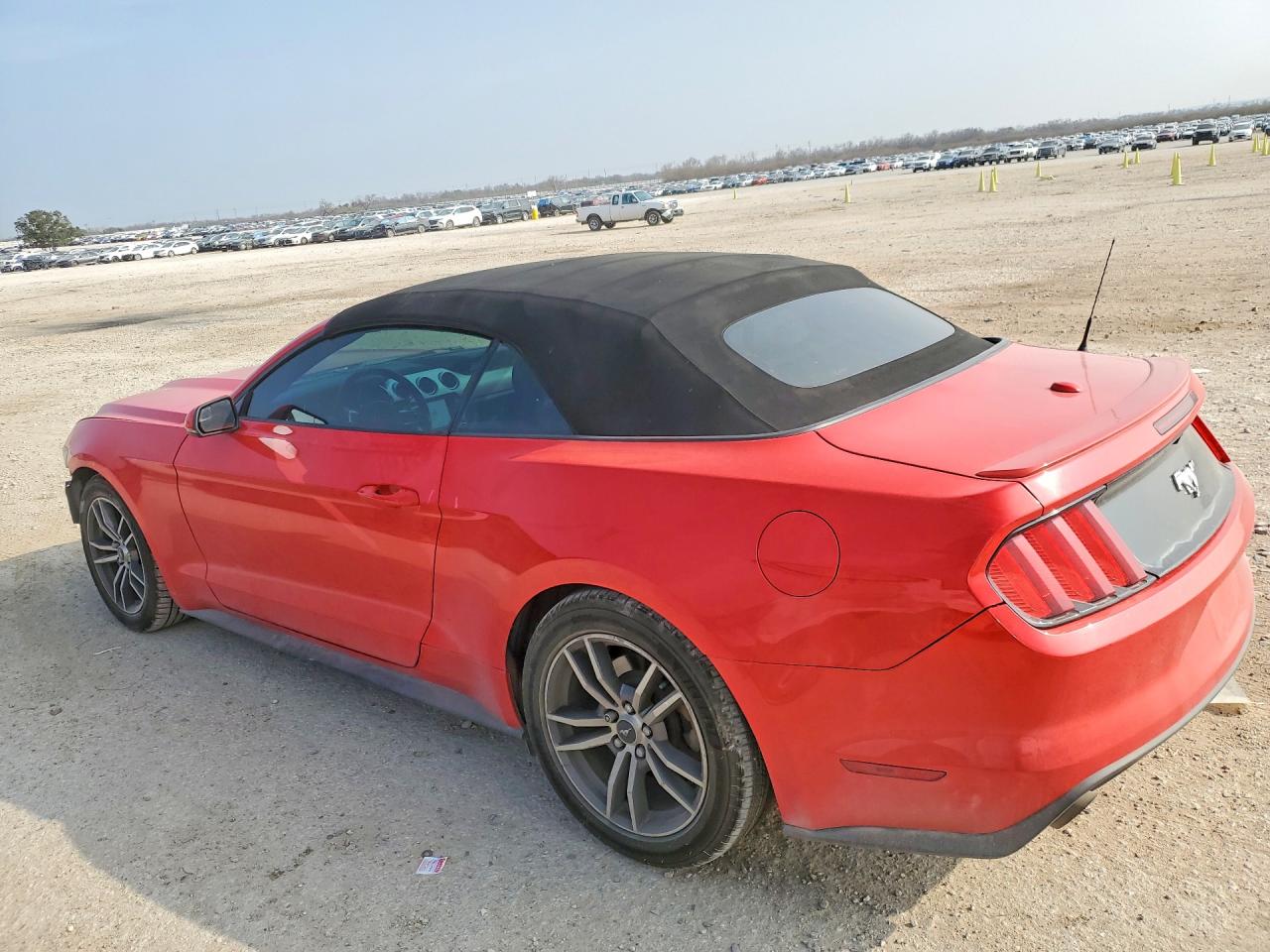 2016 FORD MUSTANG photo 3