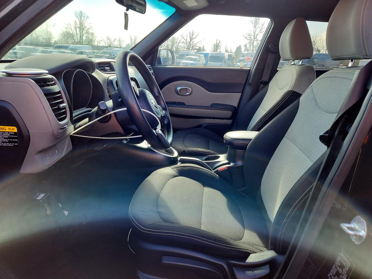 2015 KIA SOUL + photo 7
