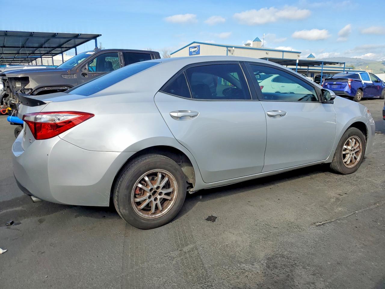 2015 TOYOTA COROLLA L photo 7