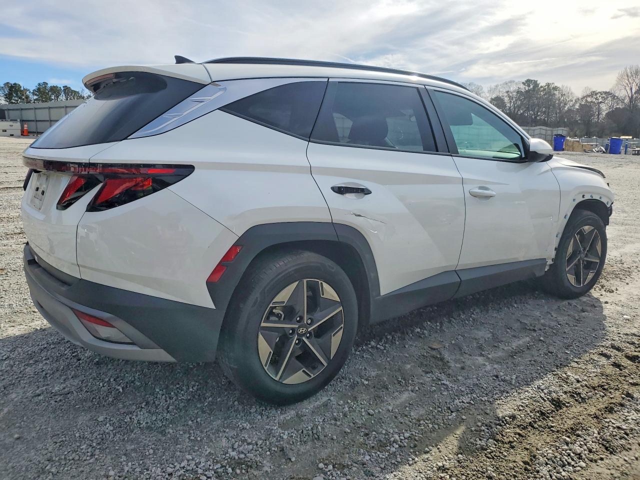 2025 HYUNDAI TUCSON SEL photo 5