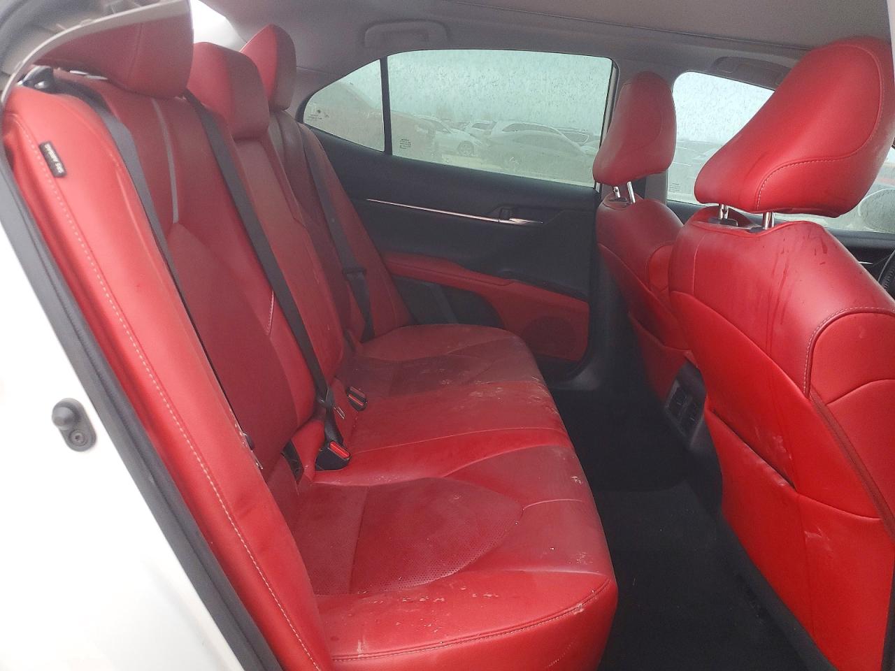 2020 TOYOTA CAMRY XSE photo 10