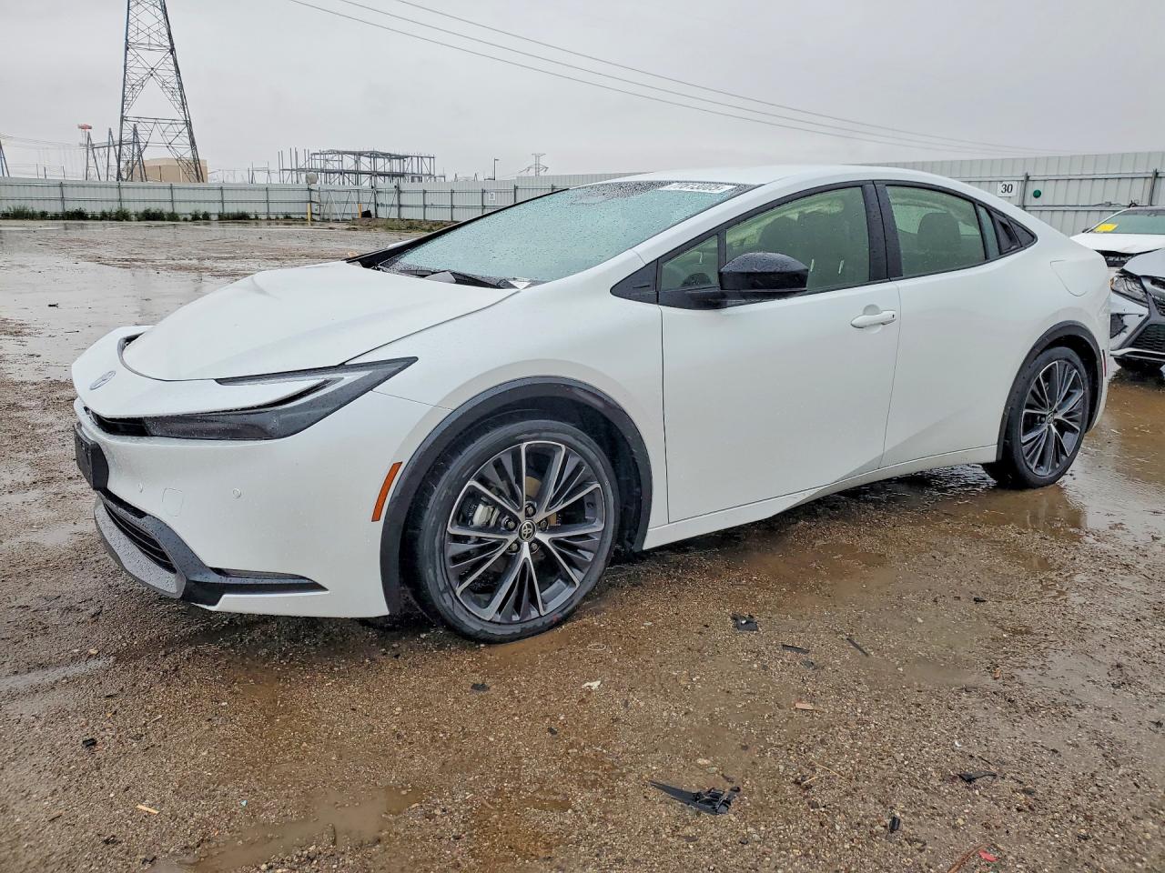 2025 TOYOTA PRIUS