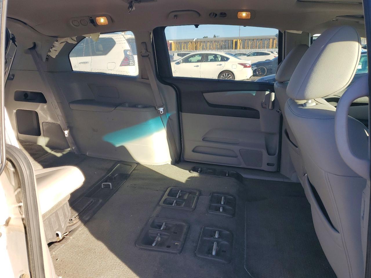 2012 HONDA ODYSSEY EXL photo 21