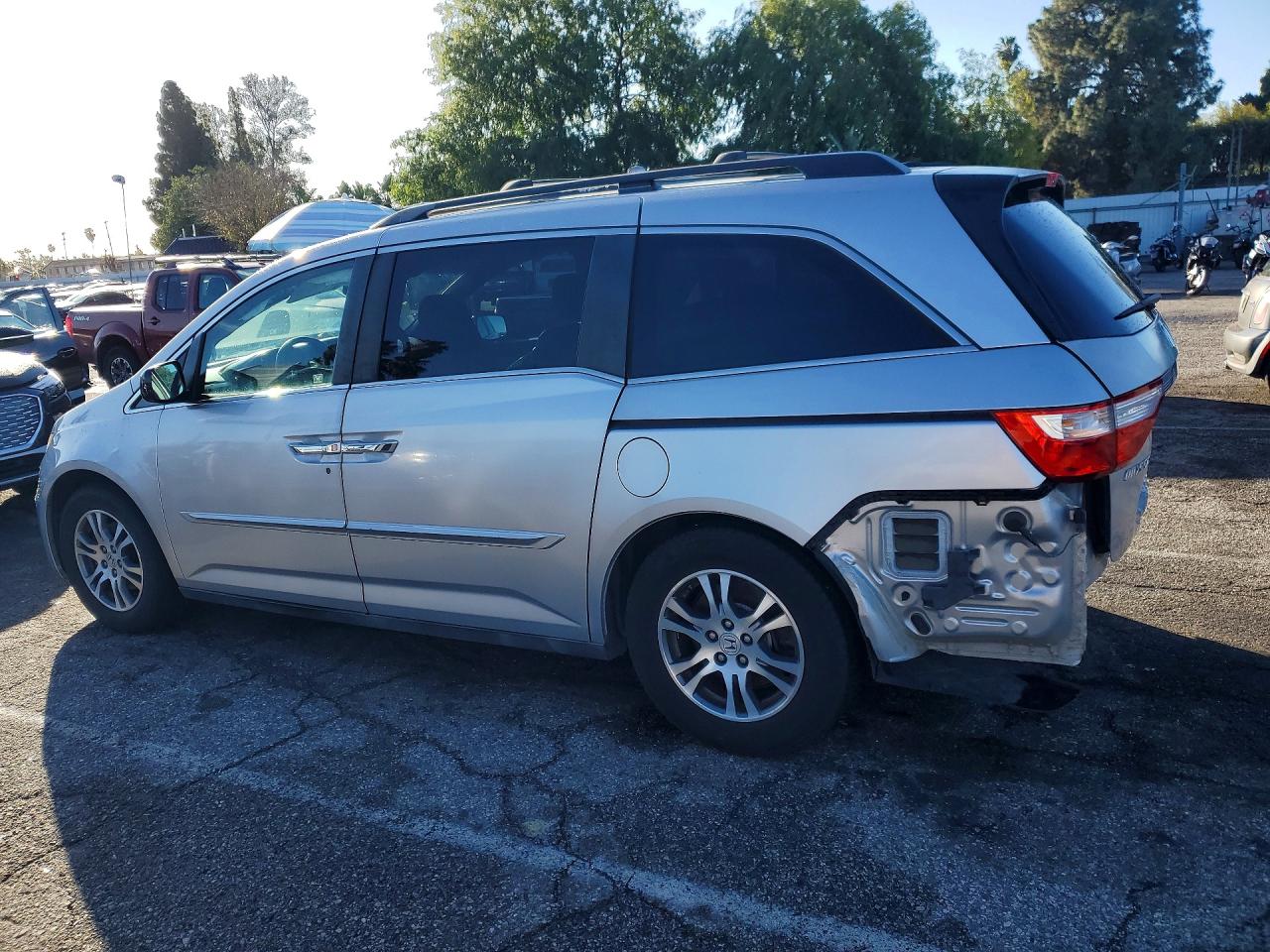 2012 HONDA ODYSSEY EXL photo 3