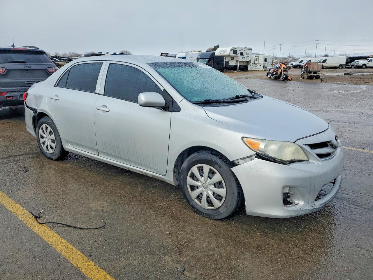 2013 TOYOTA COROLLA photo 7