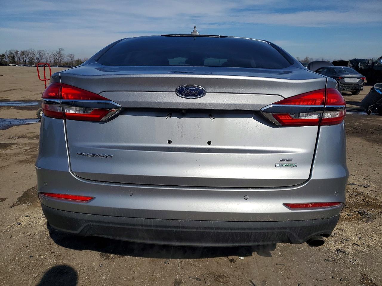 2020 FORD FUSION SE photo 6