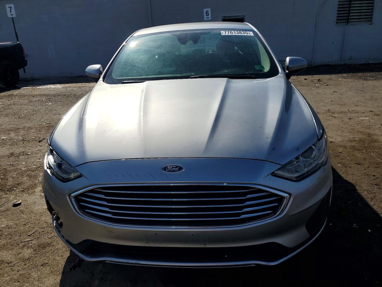 2020 FORD FUSION SE photo 5