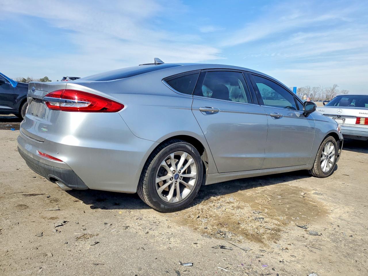 2020 FORD FUSION SE photo 3