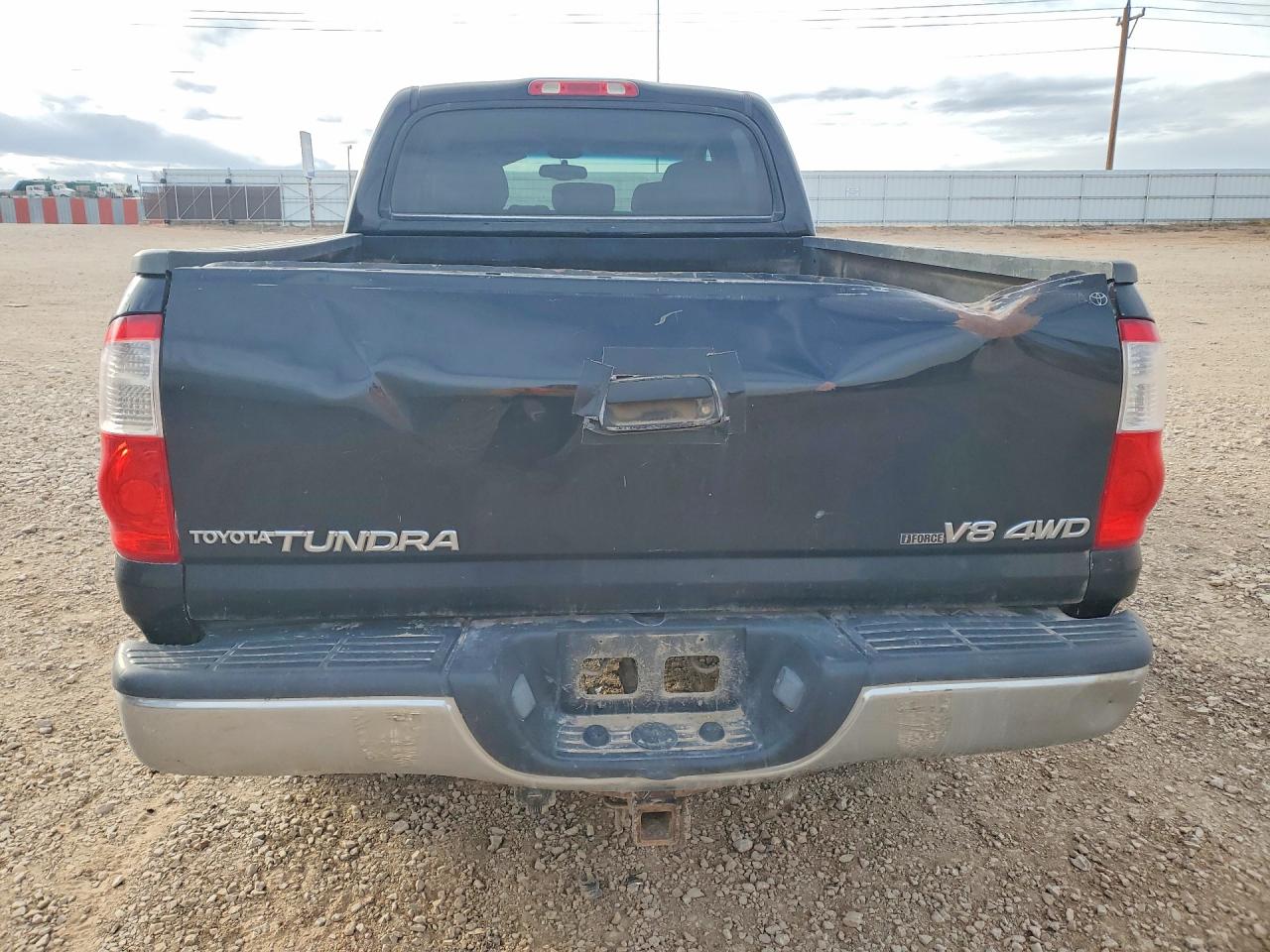 2004 TOYOTA TUNDRA photo 6