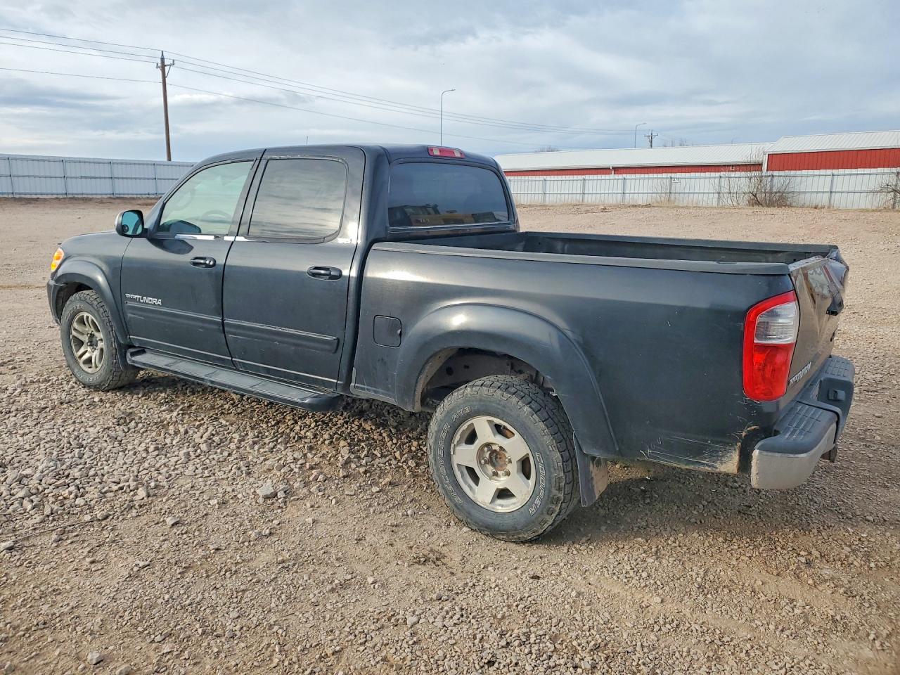 2004 TOYOTA TUNDRA photo 2
